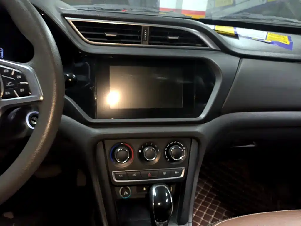 Chery Tiggo 3 — фото 13