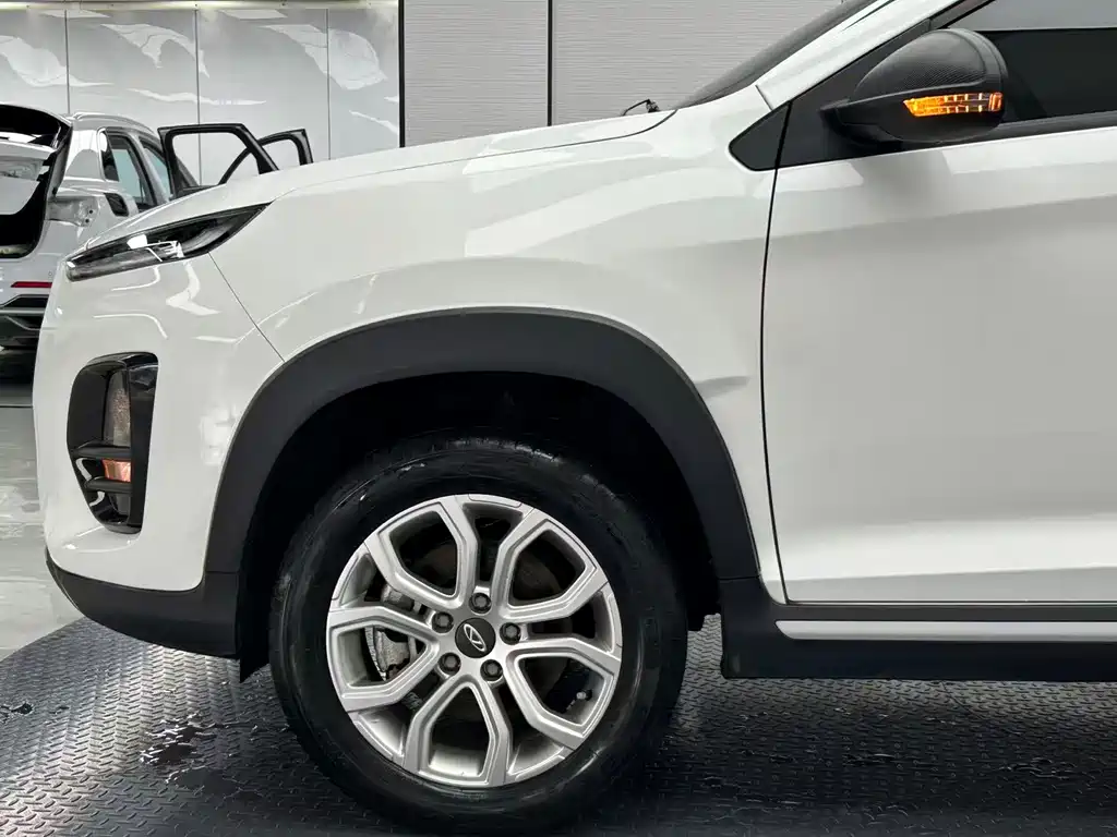 Chery Tiggo 3x — фото 8
