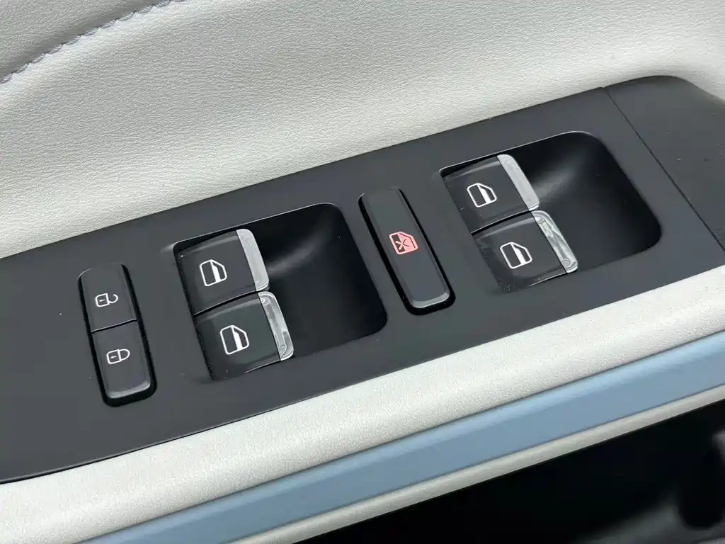 Chery Tiggo 3x — фото 10