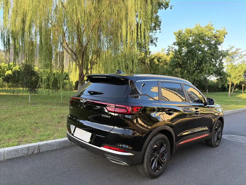 Chery Tiggo 7 — фото 8