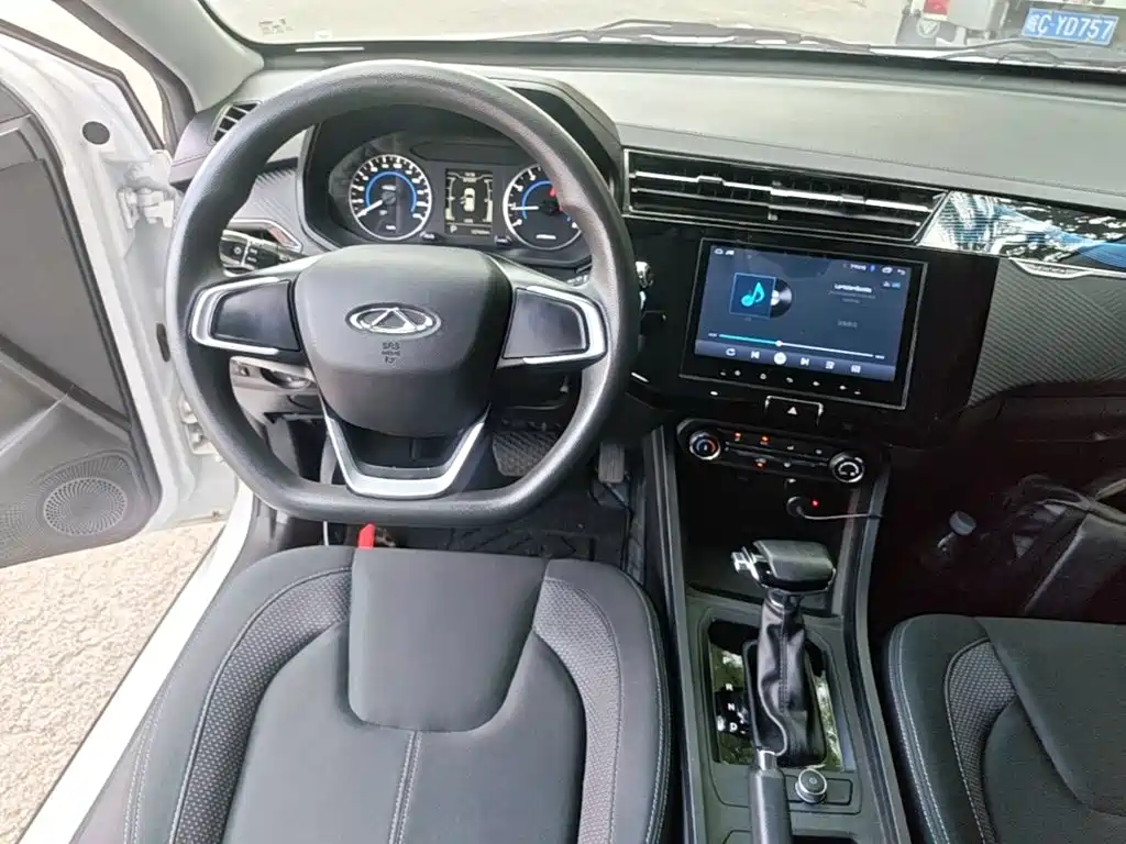 Chery Tiggo 3x — фото 13