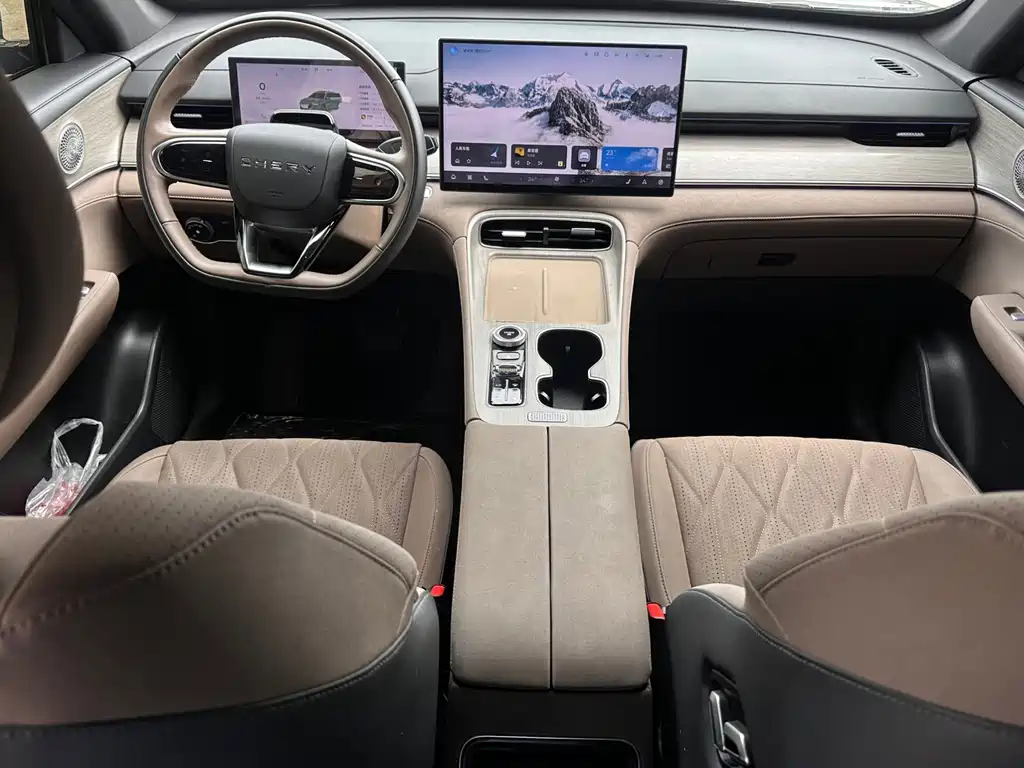 Chery Tiggo 8 PLUS — фото 8
