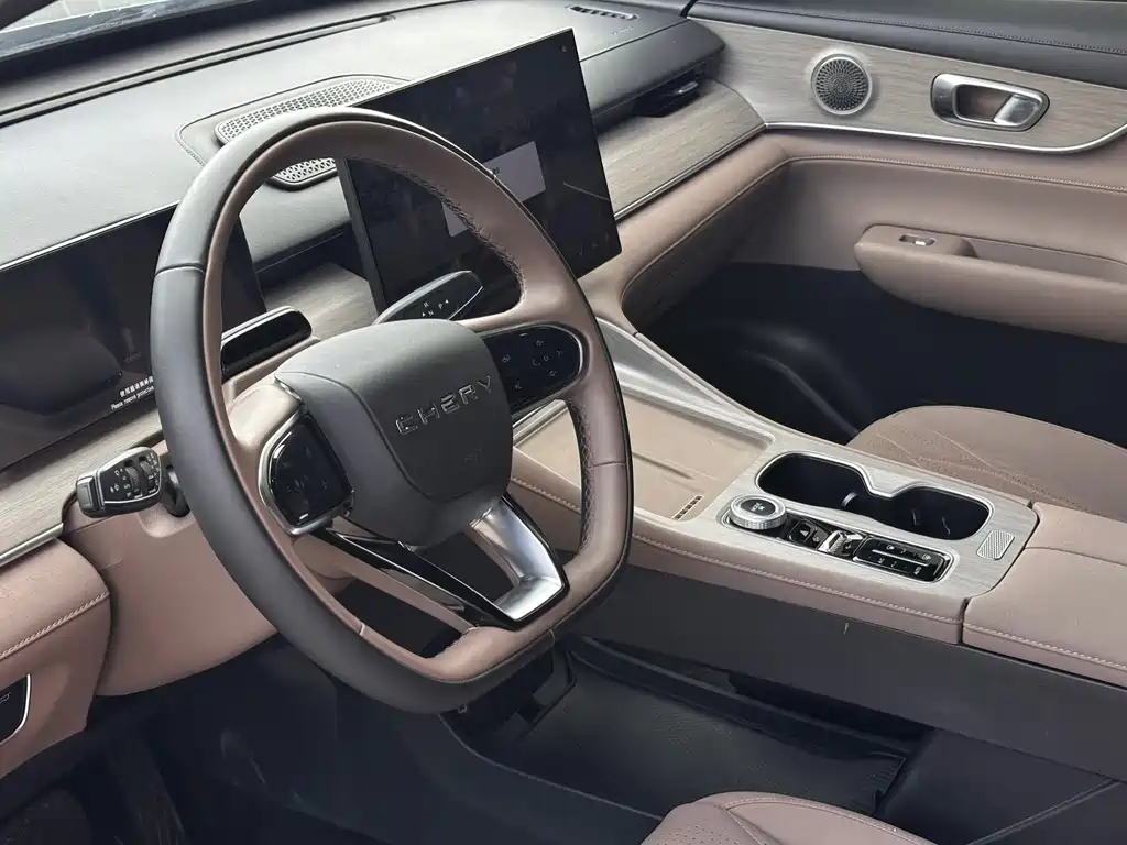 Chery Tiggo 8 PLUS — фото 10