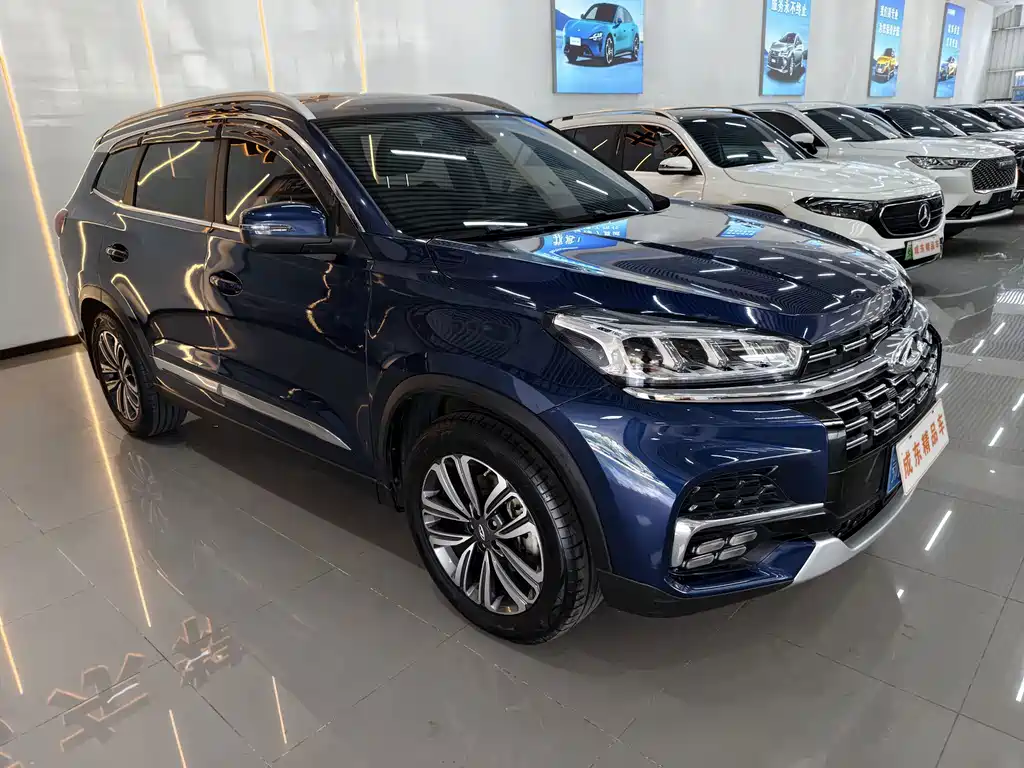 Chery Tiggo 8 — фото 3