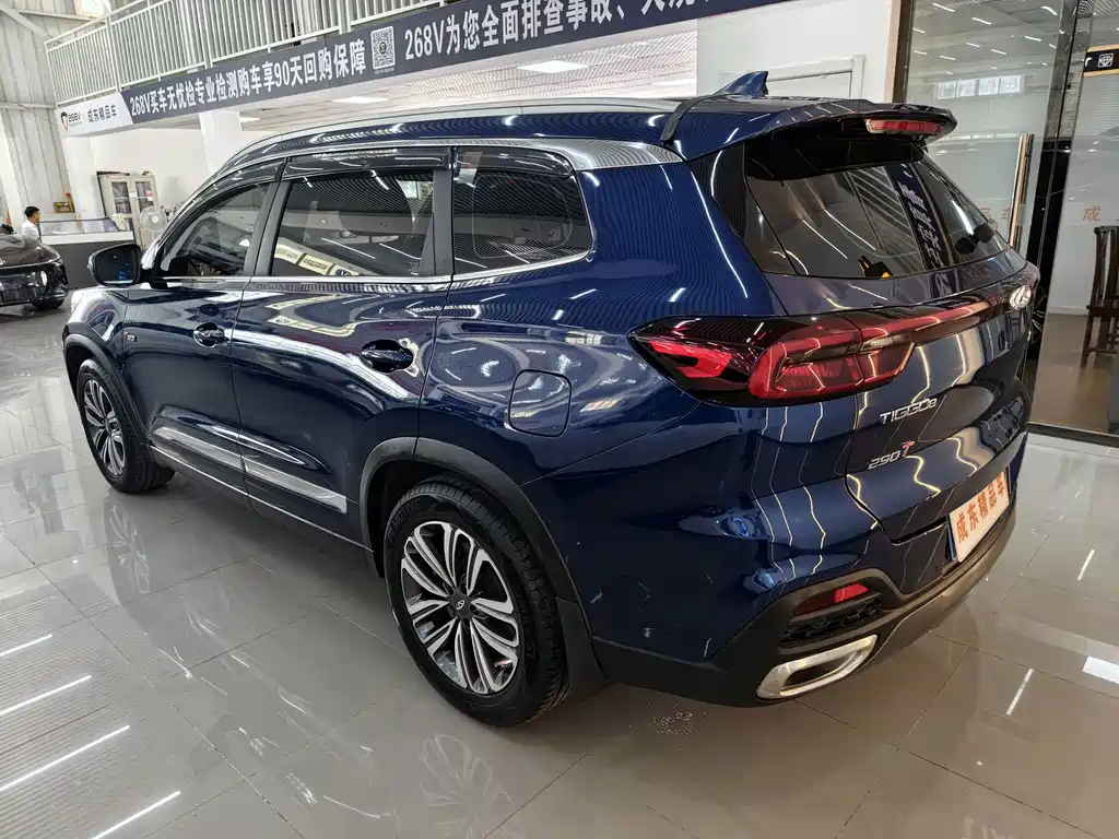 Chery Tiggo 8 — фото 4