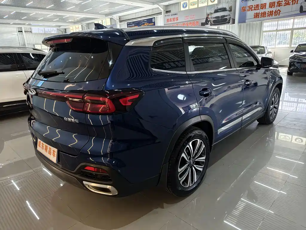 Chery Tiggo 8 — фото 6