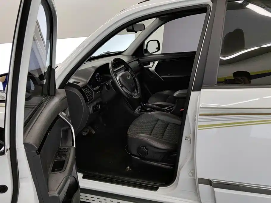 Chery Tiggo 3 — фото 9