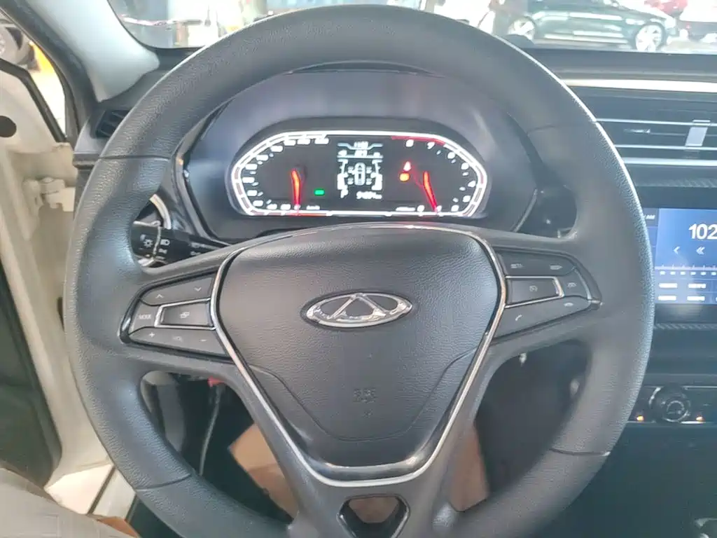Chery Tiggo 3x — фото 11