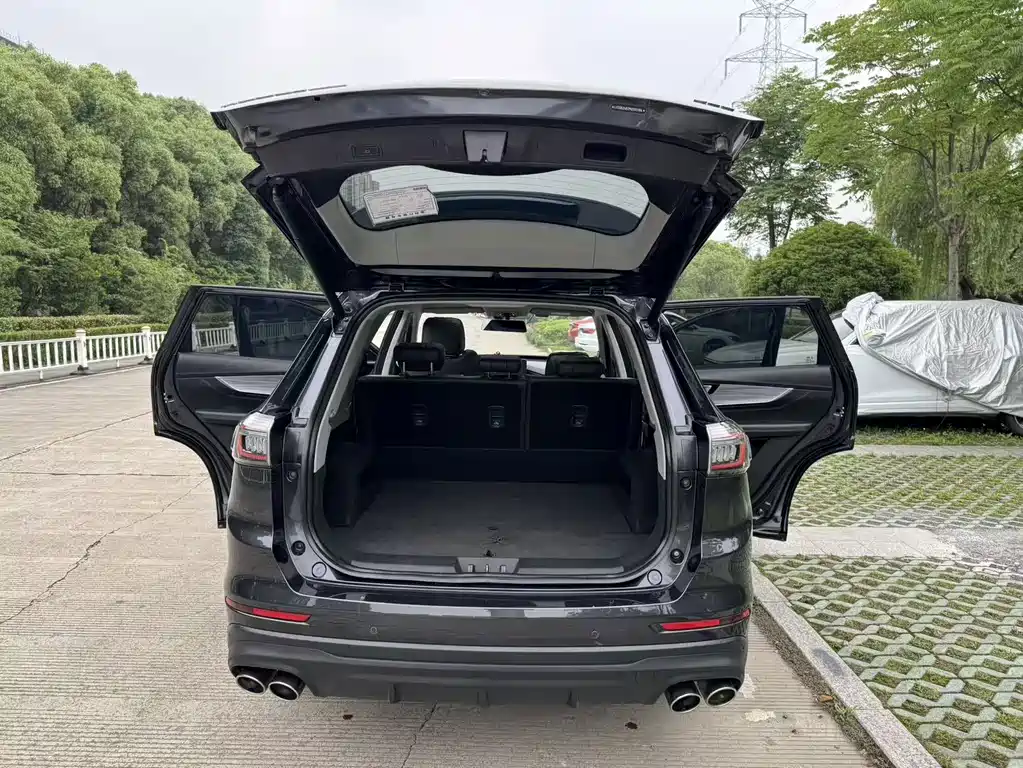 Chery Tiggo 8 PLUS — фото 9