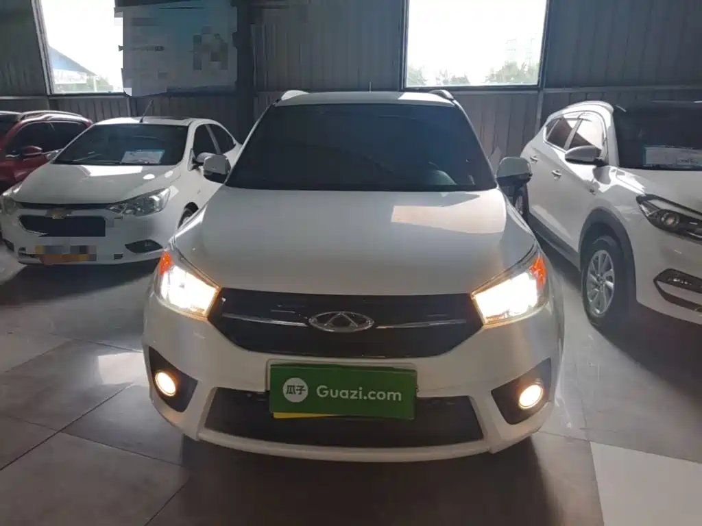 Chery Tiggo 3 — фото 3