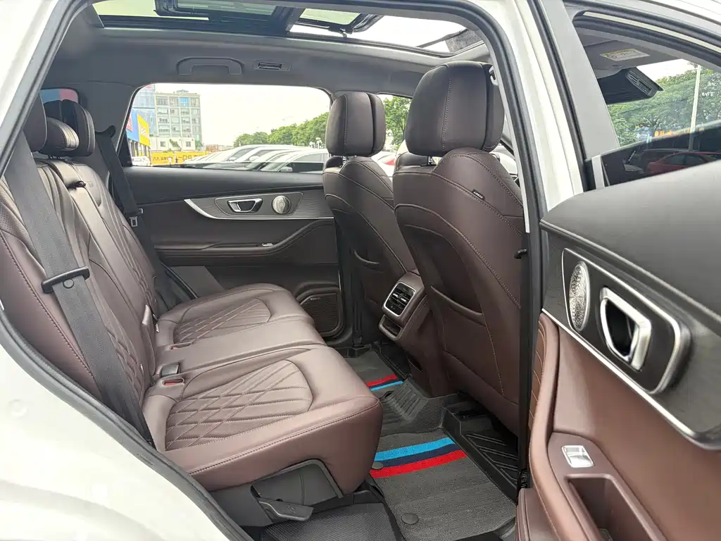Chery Tiggo 8 PRO — фото 18