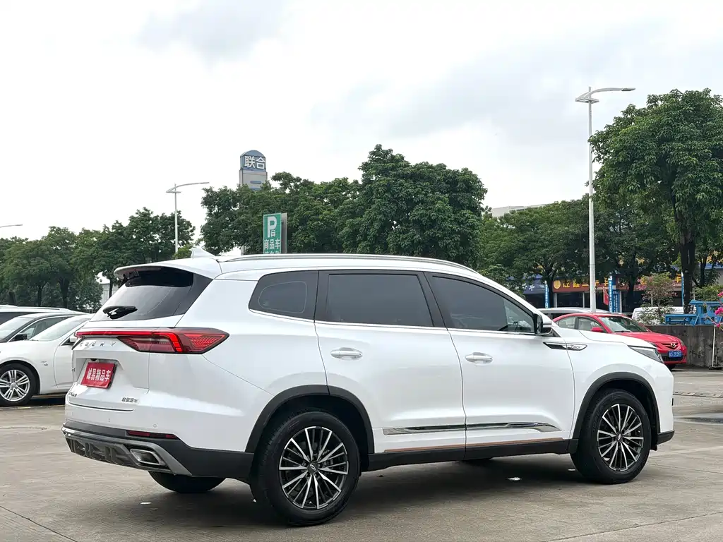 Chery Tiggo 8 PRO — фото 6