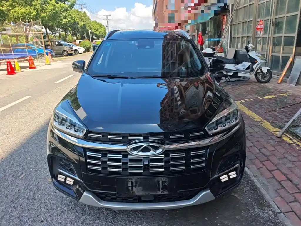 Chery Tiggo 8 — фото 3