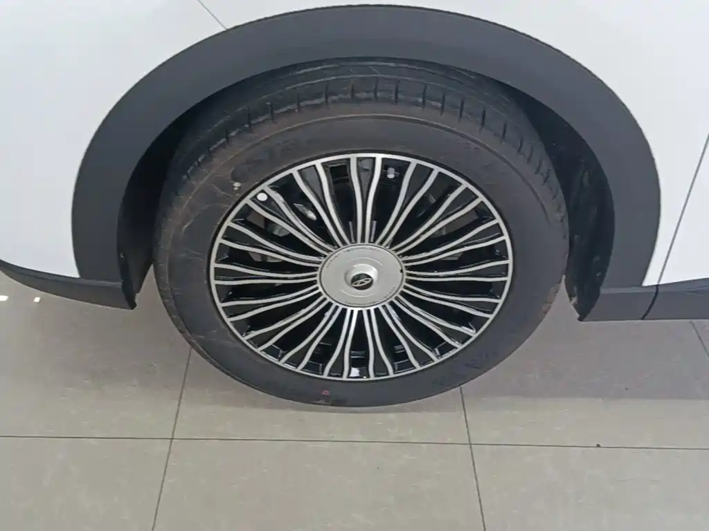 Chery Tiggo 8L — фото 23