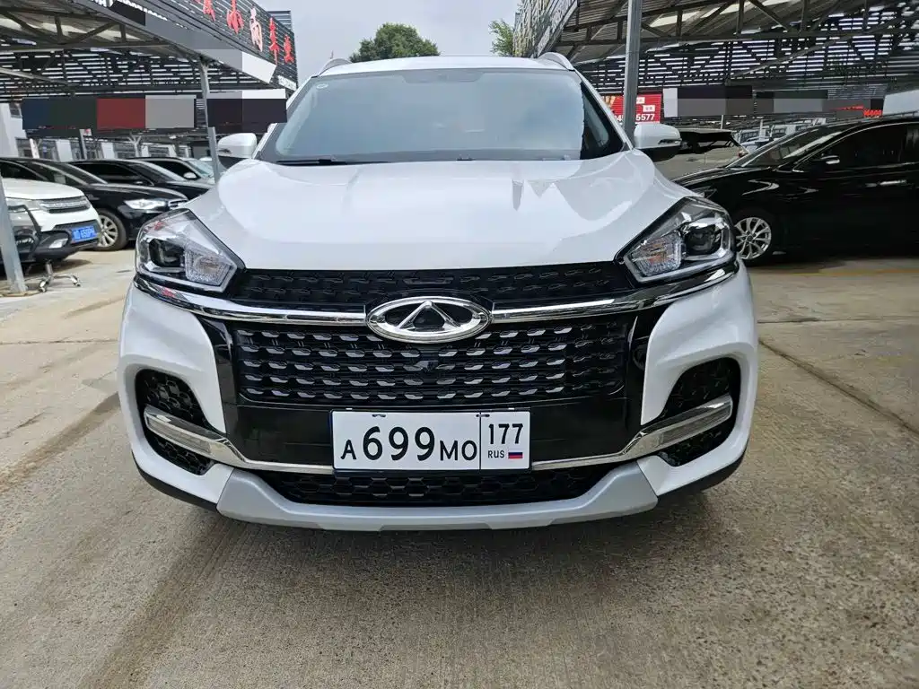 Chery Tiggo 8 — фото 2