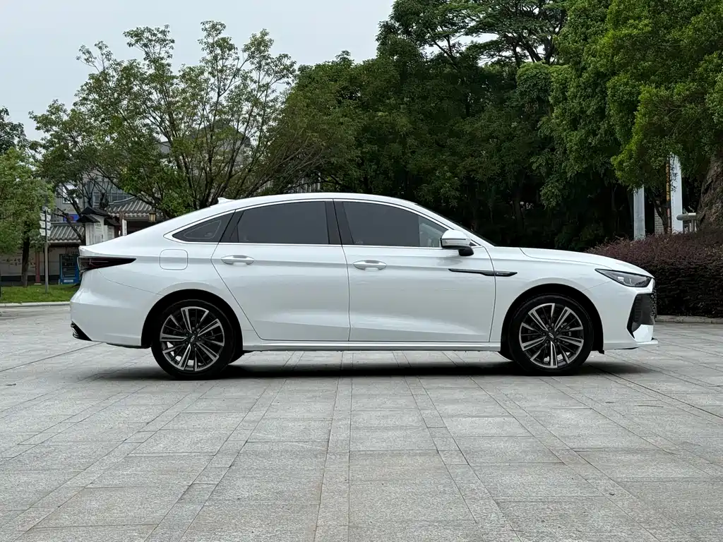 Chery Arrizo 8 PRO — фото 25
