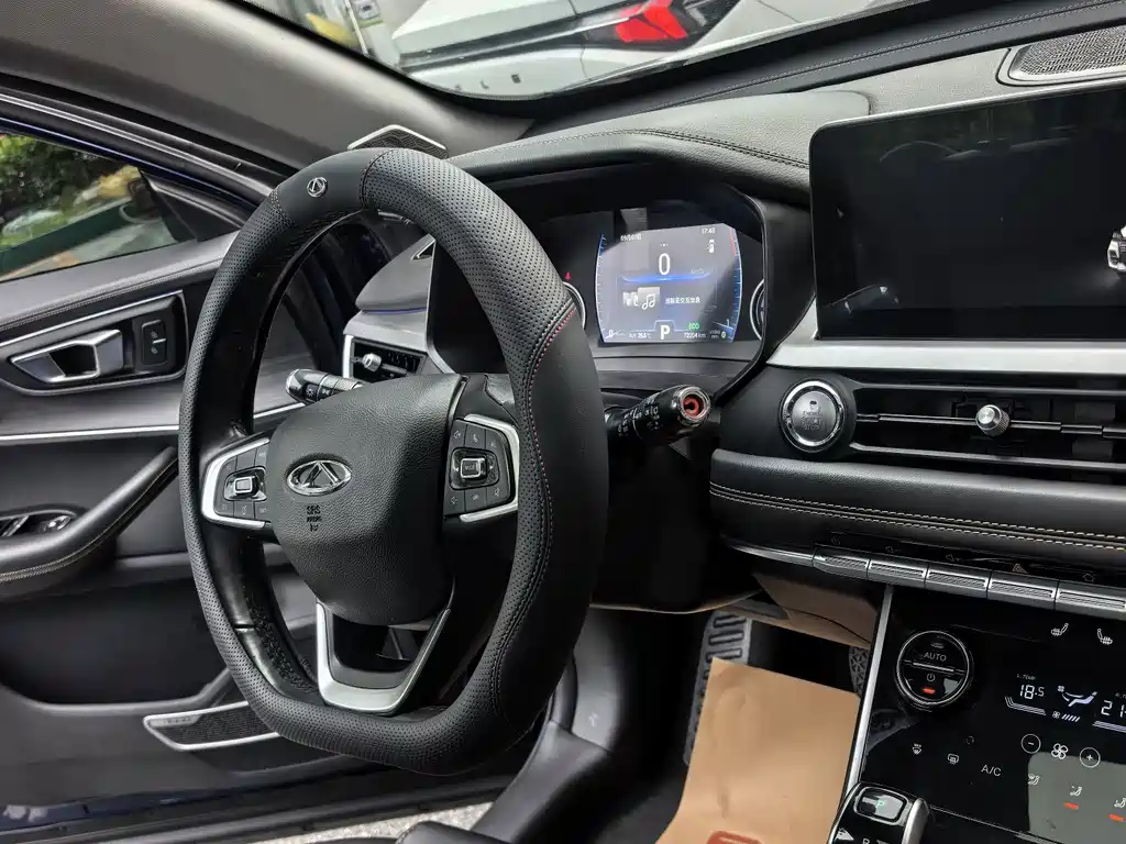 Chery Tiggo 8 — фото 20