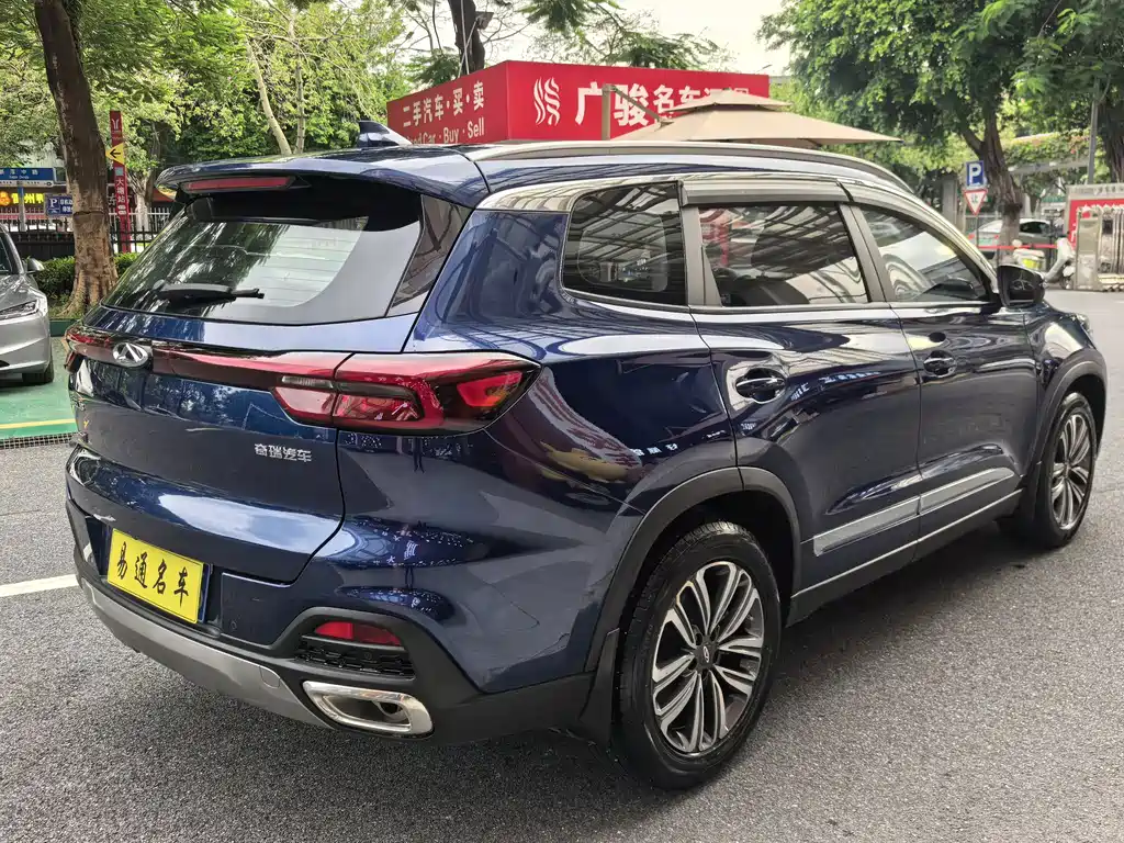 Chery Tiggo 8 — фото 6