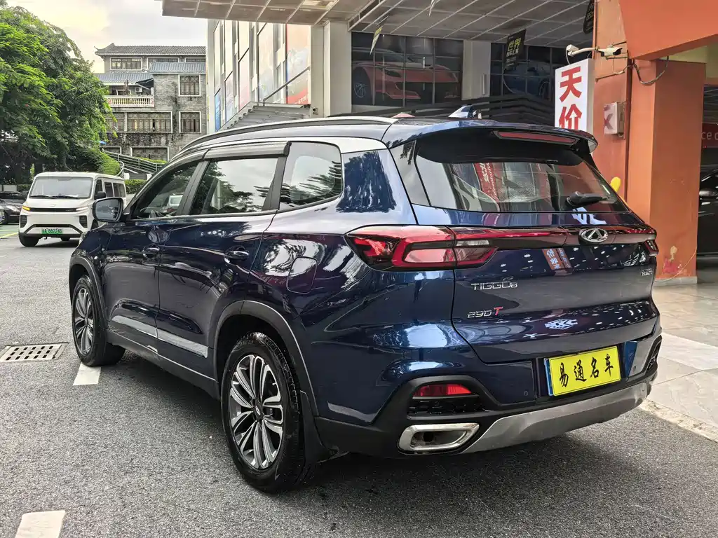 Chery Tiggo 8 — фото 9