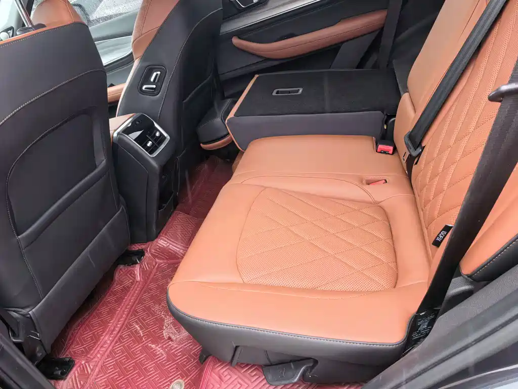 Chery Tiggo 8 PLUS — фото 8