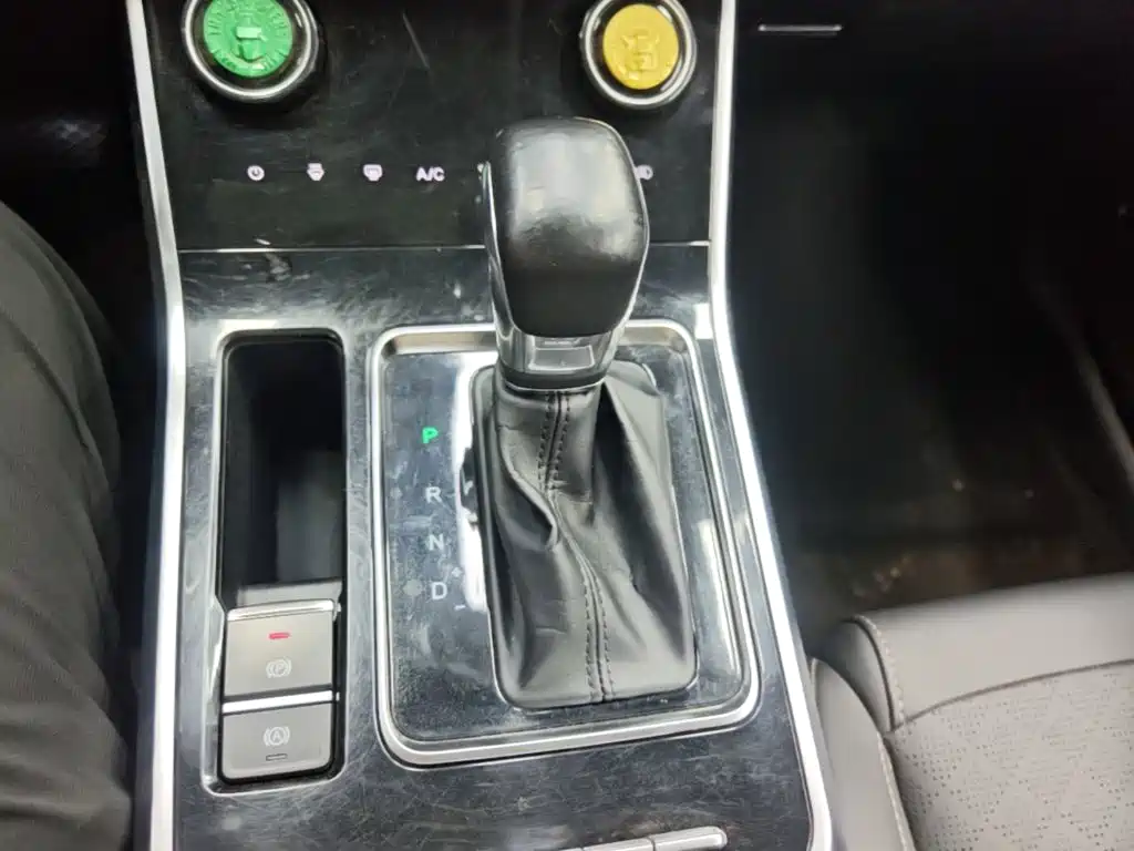 Chery Tiggo 8 — фото 10