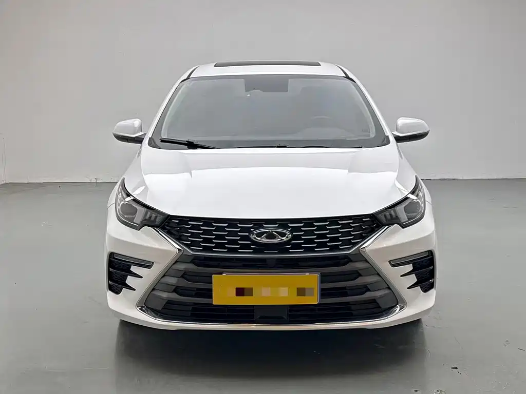 Chery Arrizo 5 PLUS — фото 2