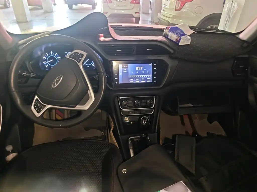Chery Tiggo 3 — фото 13