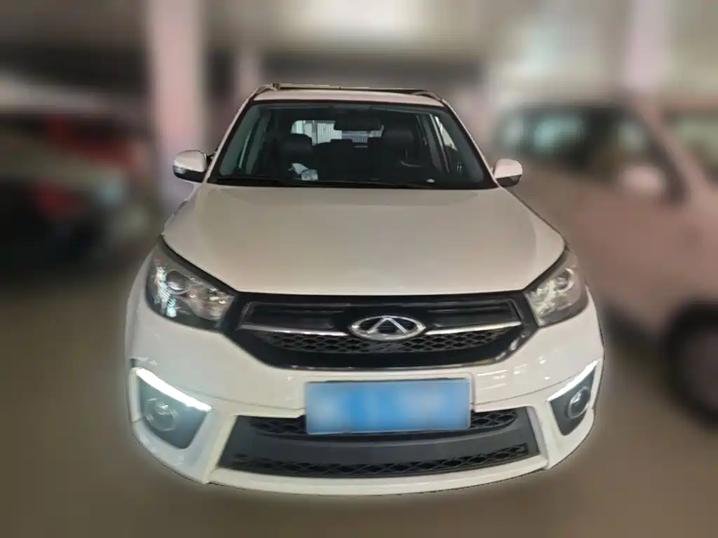 Chery Tiggo 3 — фото 24
