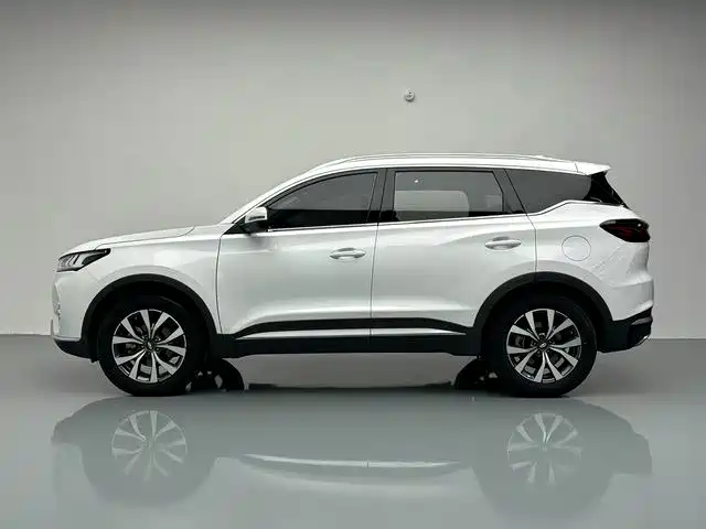 Chery Tiggo 7 — фото 11