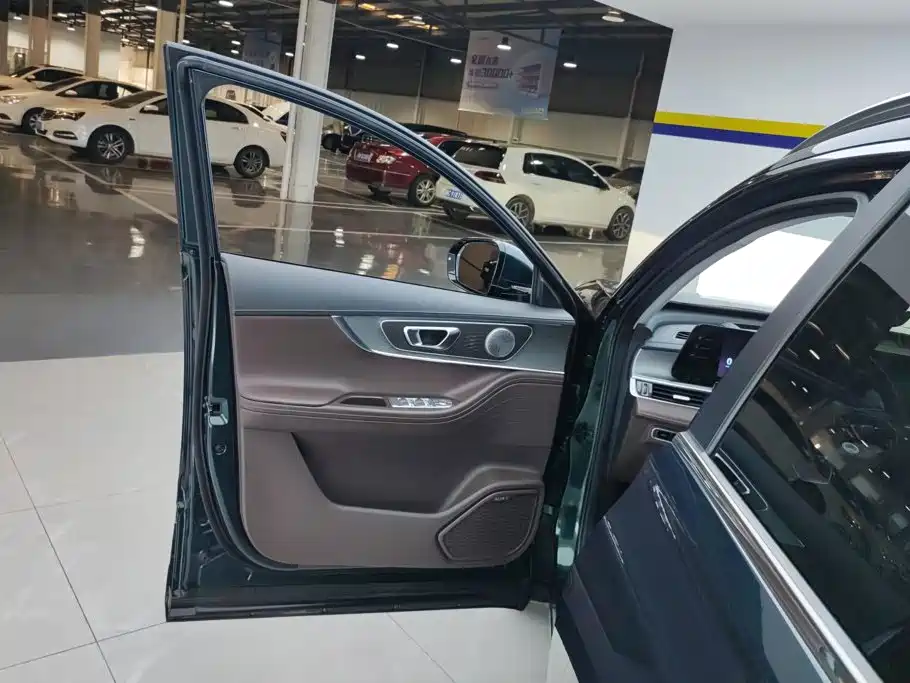 Chery Tiggo 8 PRO — фото 7