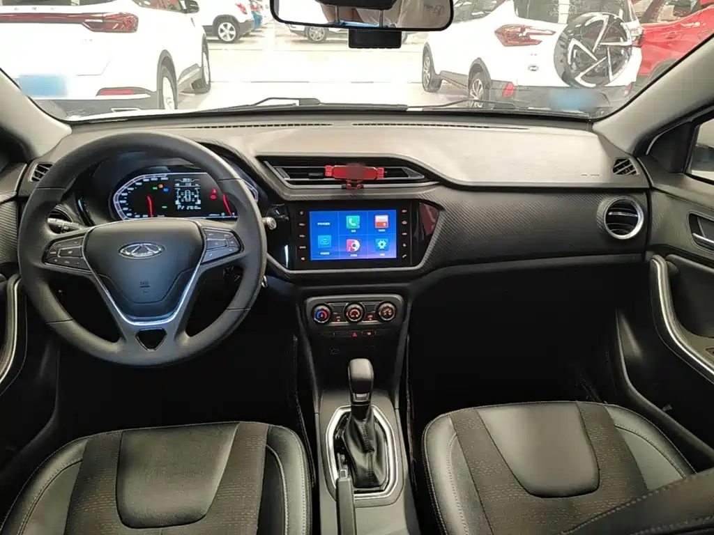 Chery Tiggo 3x — фото 10
