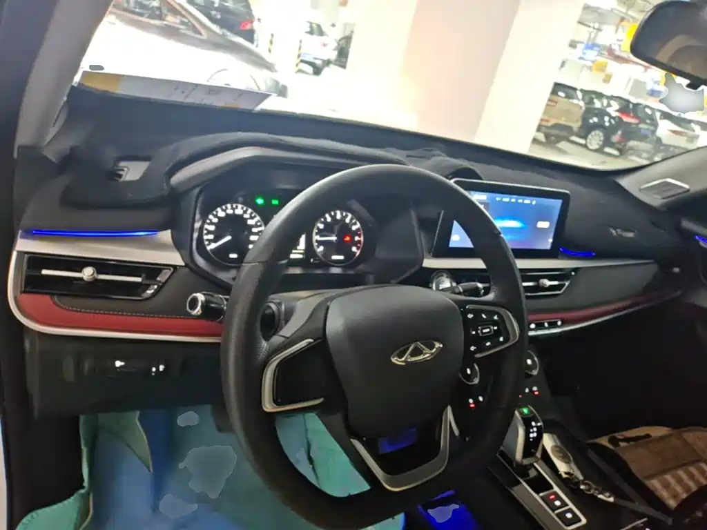 Chery Tiggo 7 — фото 10