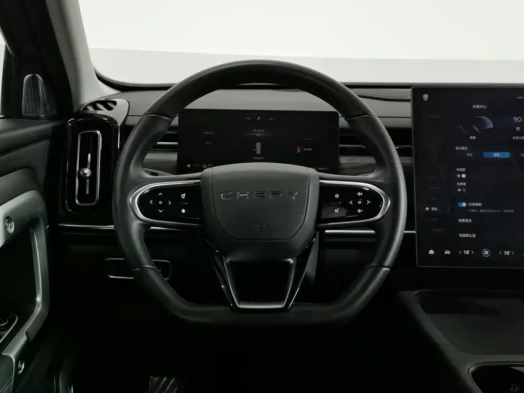 Chery Tiggo 7 C-DM — фото 11