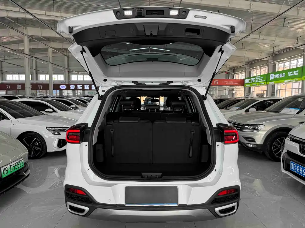 Chery Tiggo 8 — фото 21