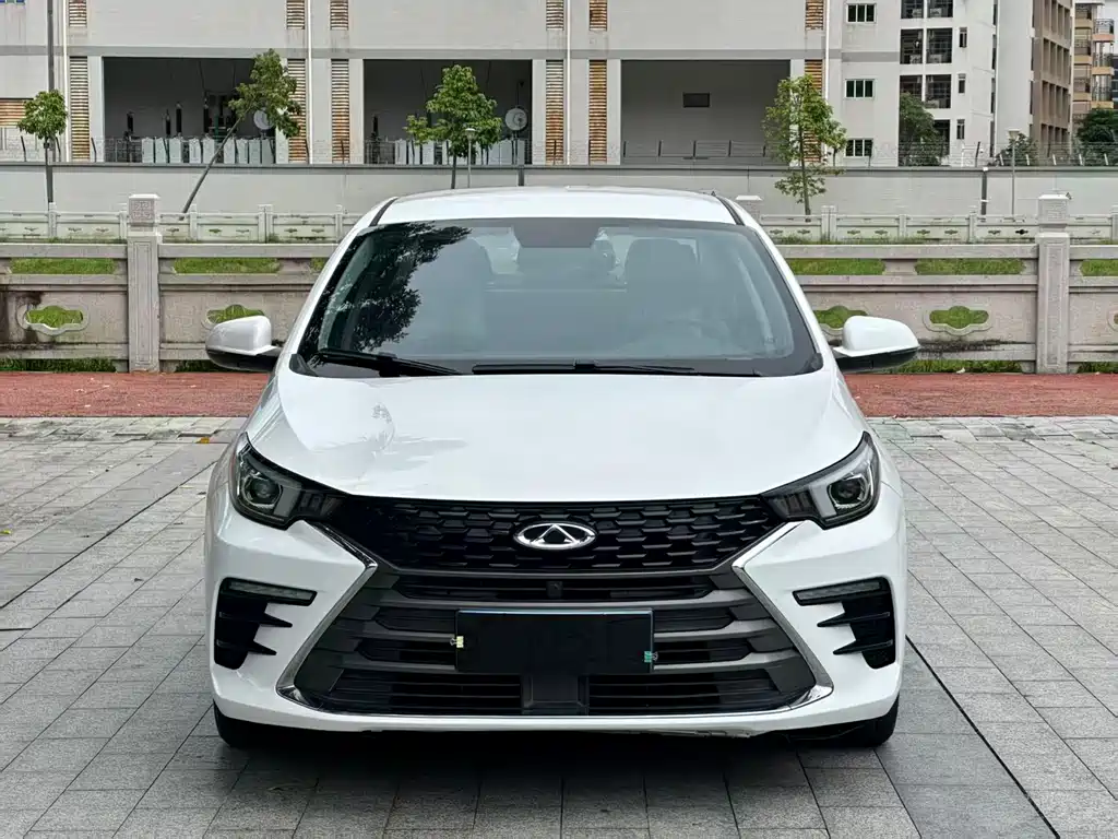 Chery Arrizo 5 PLUS — фото 2