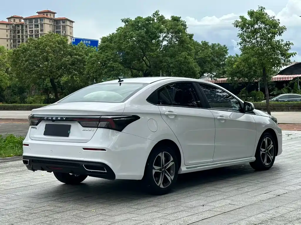 Chery Arrizo 5 PLUS — фото 8