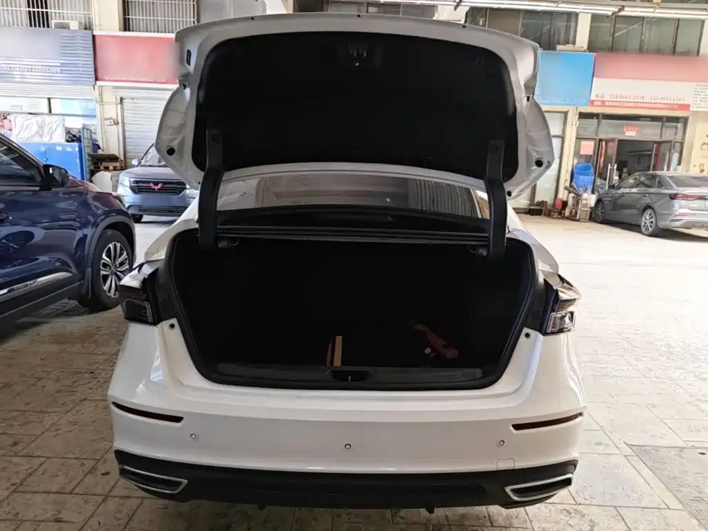 Chery Arrizo 5 PLUS — фото 19