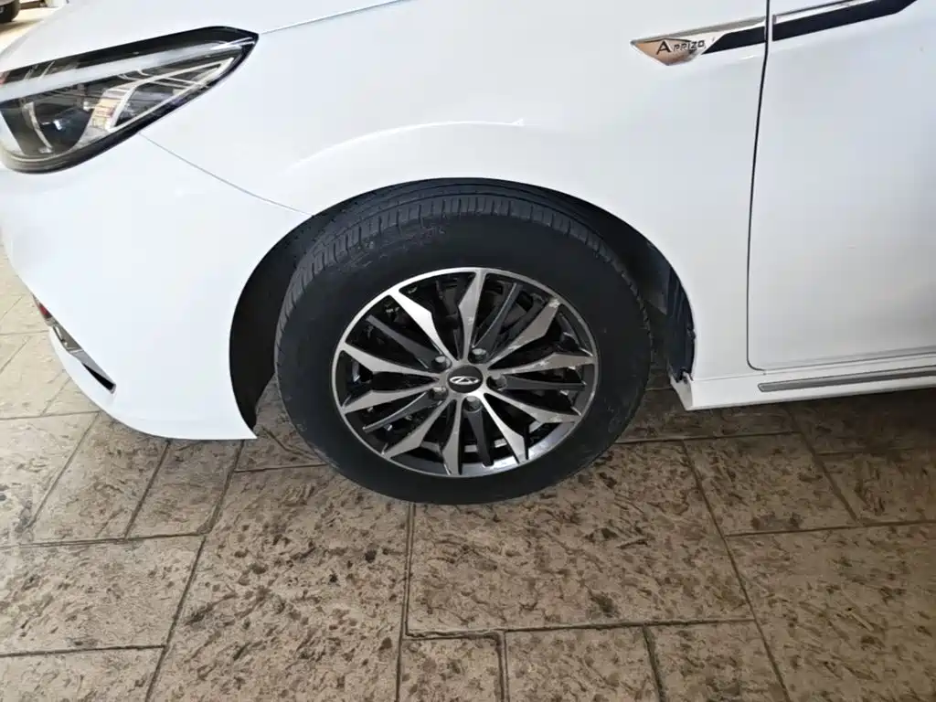 Chery Arrizo 5 PLUS — фото 23