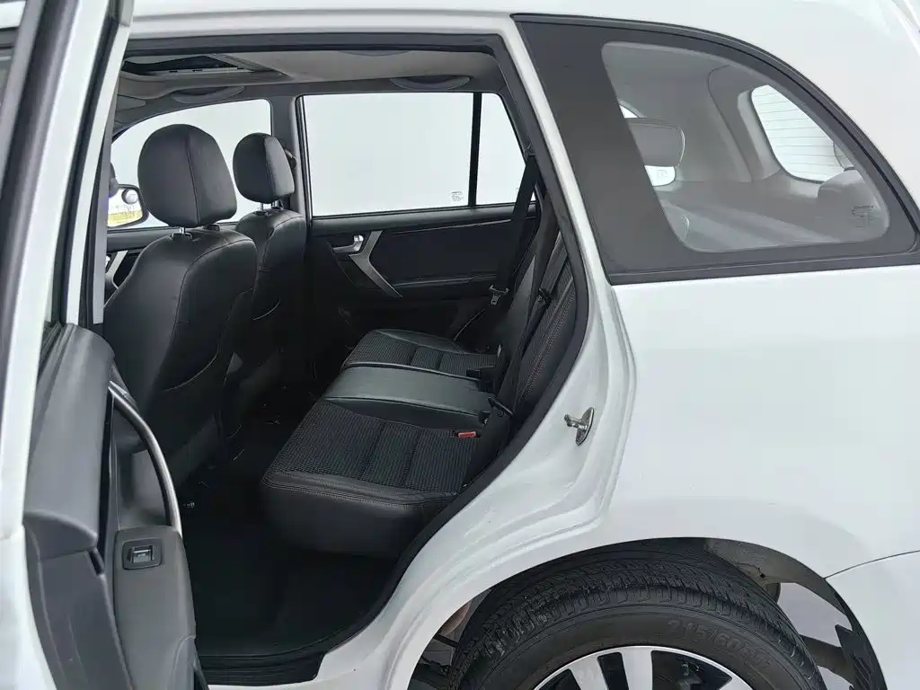 Chery Tiggo 3 — фото 15