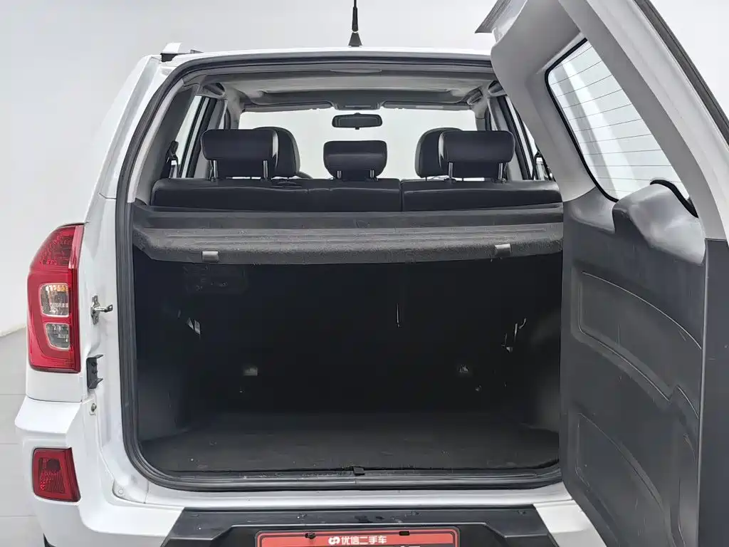Chery Tiggo 3 — фото 16
