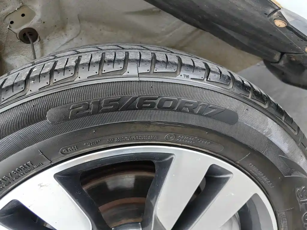 Chery Tiggo 3 — фото 24