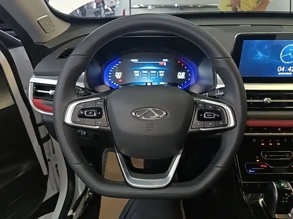 Chery Tiggo 7 — фото 11