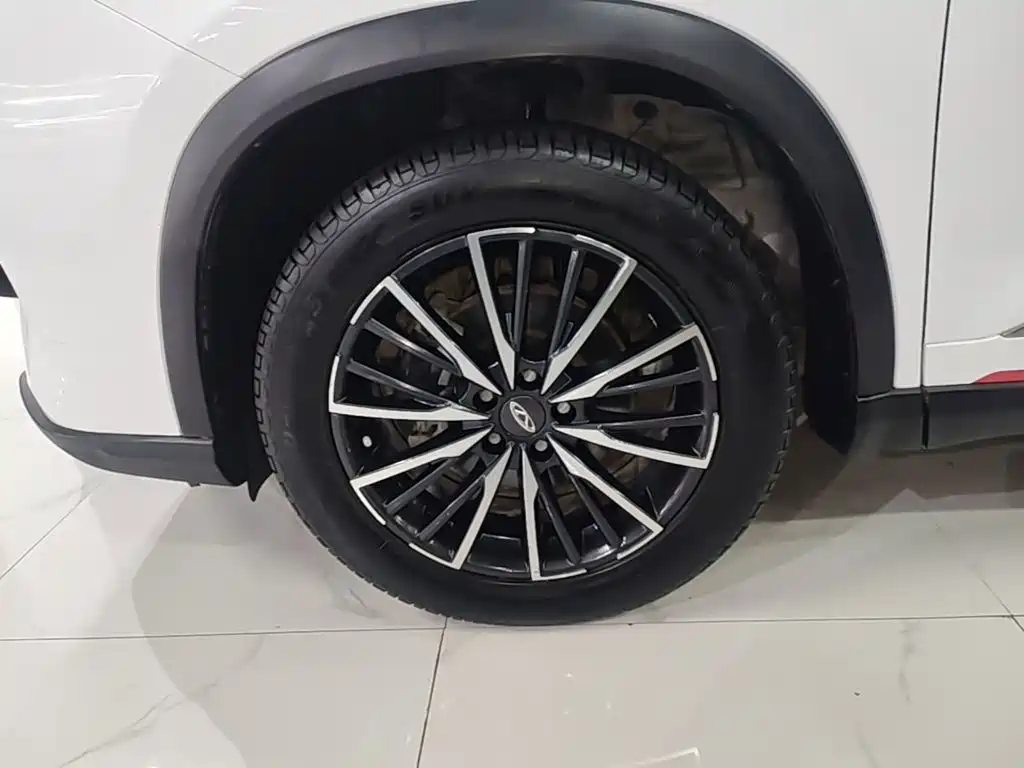 Chery Tiggo 8 PRO — фото 23