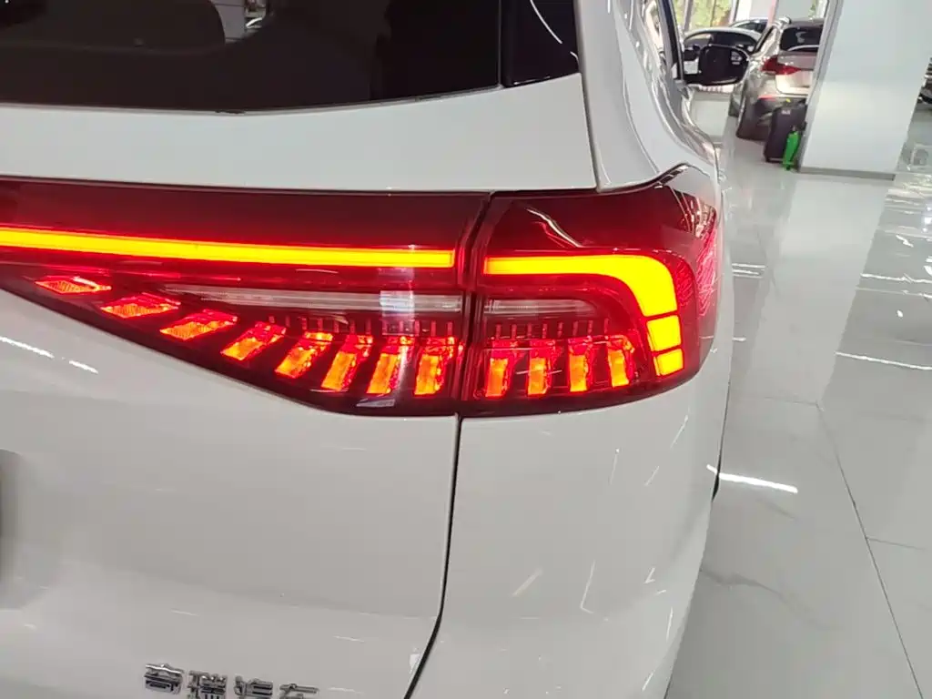 Chery Tiggo 8 PRO — фото 8
