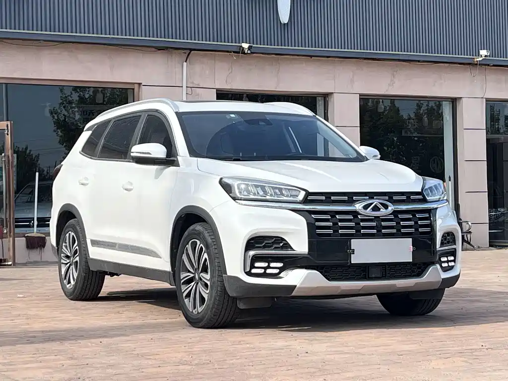 Chery Tiggo 8 — фото 3
