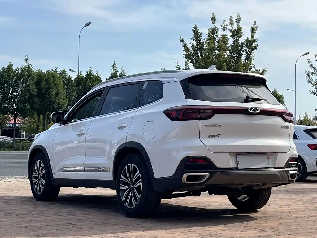 Chery Tiggo 8 — фото 4