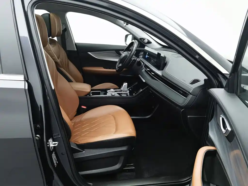 Chery Tiggo 8 PLUS — фото 23