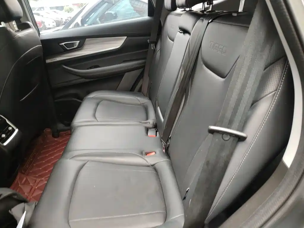 Chery Tiggo 8 — фото 14