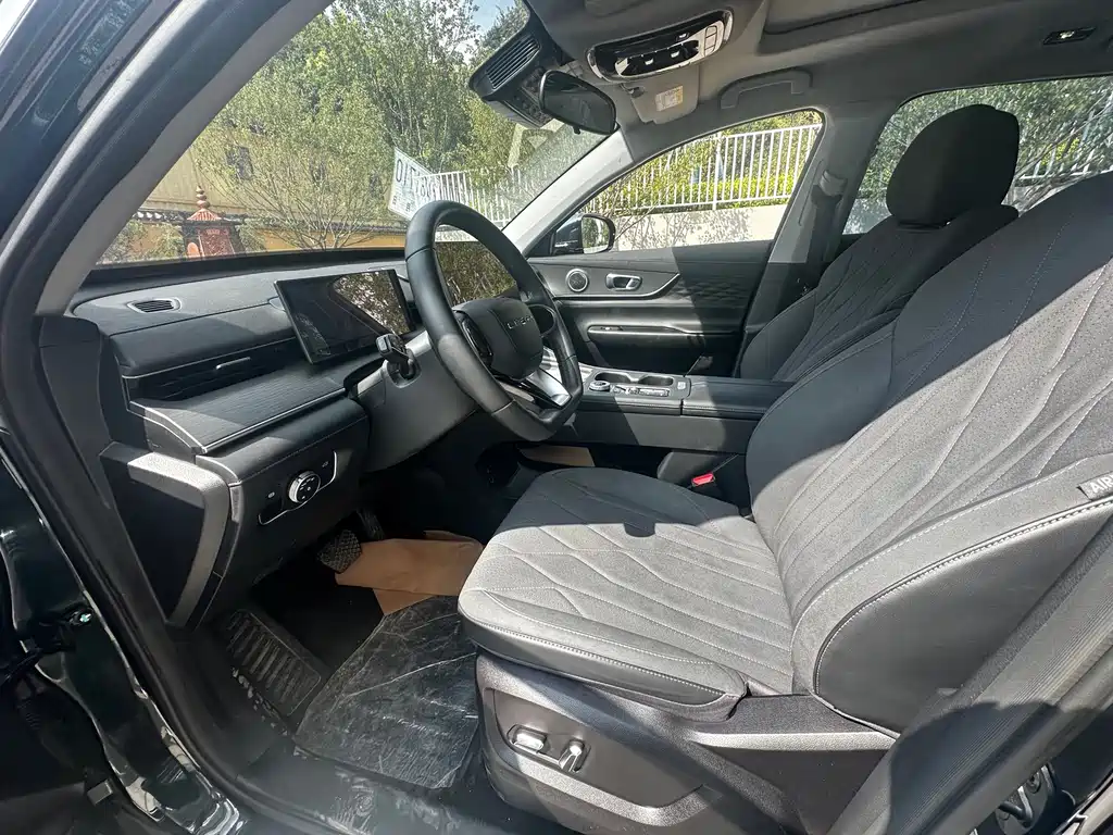 Chery Tiggo 8 PLUS — фото 4