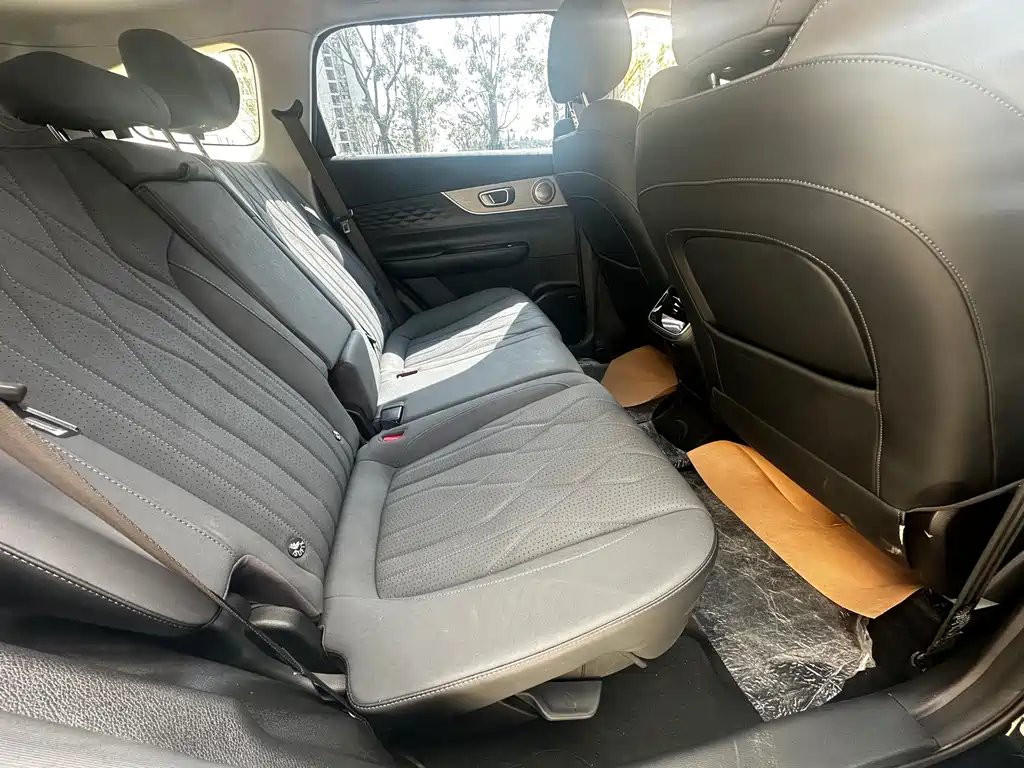 Chery Tiggo 8 PLUS — фото 9